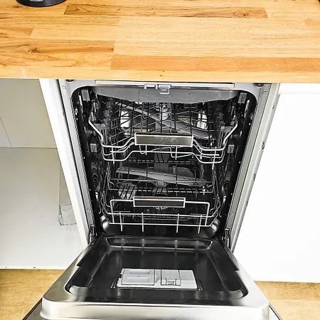 Luxus Neubau 65m2 - L Lejlighed *