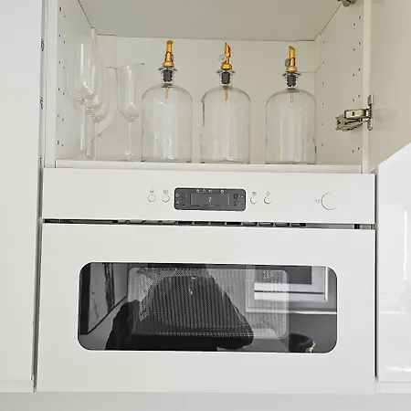Luxus Neubau 65m2 - L Lejlighed *